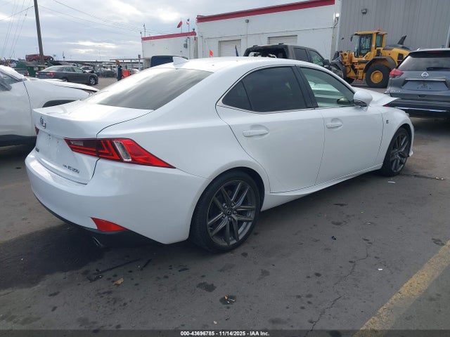 Lexus IS 350 2016 JTHCE1D23G5011277 Image 4