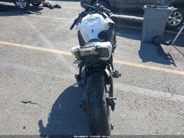 2020 KAWASAKI EX650 ML5EXEN18LDA08325 Photo 5