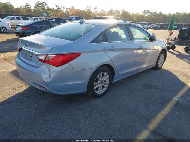 2013 Hyundai Sonata Gls მანქანა იყიდება აუქციონზე, vin: 5NPEB4AC9DH750974, აუქციონის ნომერი: 43696931