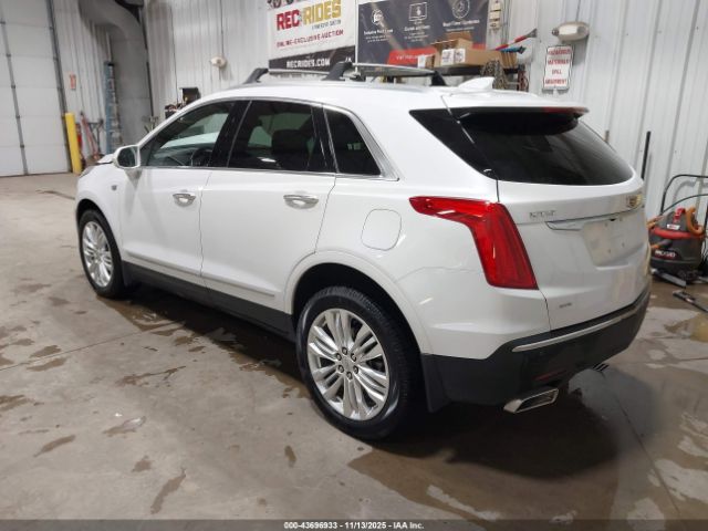 2019 CADILLAC XT5 1GYKNFRS4KZ281679 Photo 2