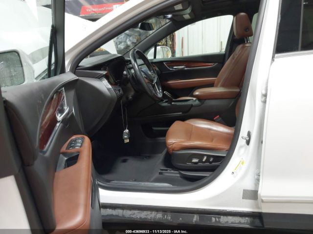 2019 CADILLAC XT5 1GYKNFRS4KZ281679 Photo 4