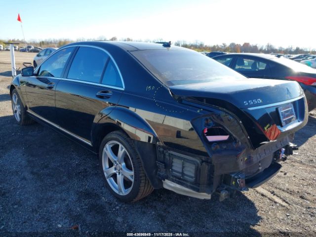 2013 MERCEDES-BENZ S 550 WDDNG9EB7DA527541 Photo 2