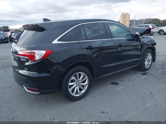 2017 ACURA RDX 5J8TB4H39HL015010 Photo 3