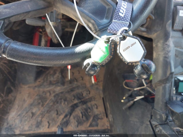 2019 CAN-AM MAVERICK X3 3JBVGAY2XKK000356 Photo 10