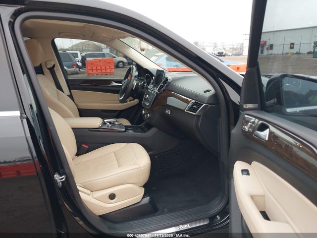 2019 MERCEDES-BENZ GLS 450 4JGDF6EE1KB226977 Photo 4