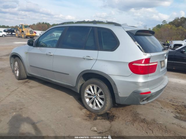 2008 BMW X5 5UXFE43548L004832 Photo 2
