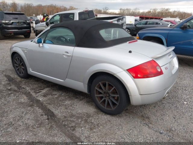 2003 AUDI TT TRUTC28N731014658 Photo 2