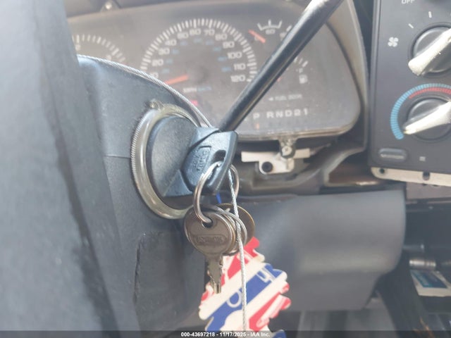43697218 :رقم المزاد ، 3B7KC2669WM243853 vin ، 1998 Dodge Ram 2500 St مزاد بيع
