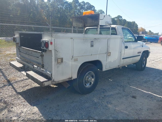 43697218 :رقم المزاد ، 3B7KC2669WM243853 vin ، 1998 Dodge Ram 2500 St مزاد بيع