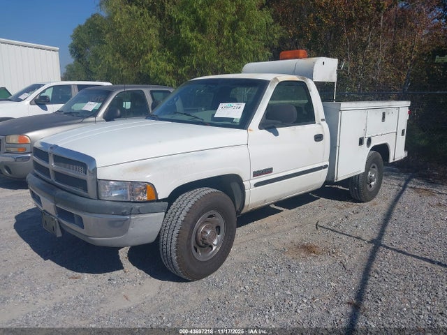 43697218 :رقم المزاد ، 3B7KC2669WM243853 vin ، 1998 Dodge Ram 2500 St مزاد بيع