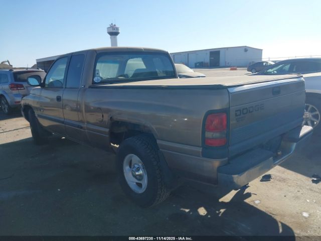 2000 DODGE RAM 1500 3B7HC13Z7YM215149 Photo 2
