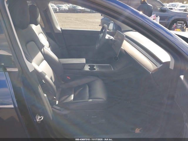 2021 TESLA MODEL Y 5YJYGDEE1MF287396 Photo 4