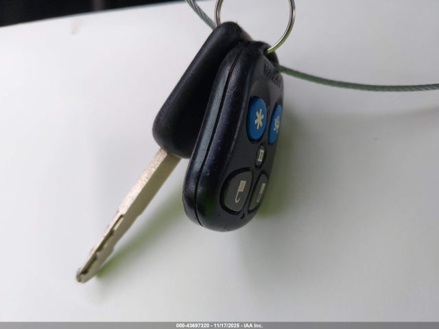 Aukcja sprzedaży 2004 Honda Pilot Lx, vin: 2HKYF181X4H614874, numer aukcji: 43697320