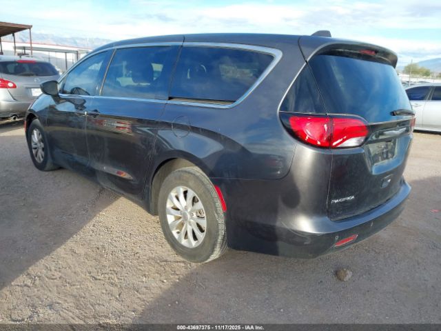 2017 CHRYSLER PACIFICA 2C4RC1DG0HR709184 Photo 2