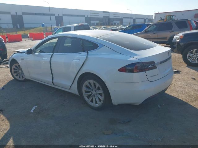 2016 TESLA MODEL S 5YJSA1E21GF146232 Photo 2