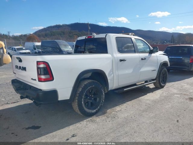 2024 RAM 1500 1C6SRFLT2RN160654 Photo 3