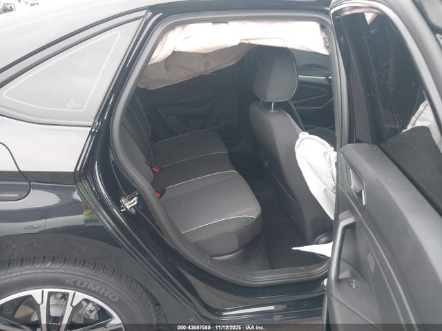 3VWBX7BU6SM076333 Volkswagen Jetta 1.5t Sport