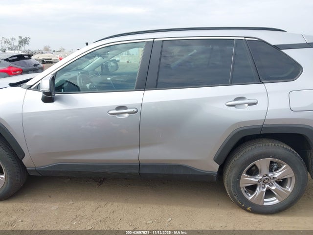 Toyota Rav4 Xle 2025 2T3P1RFV4SC531186 Image 28