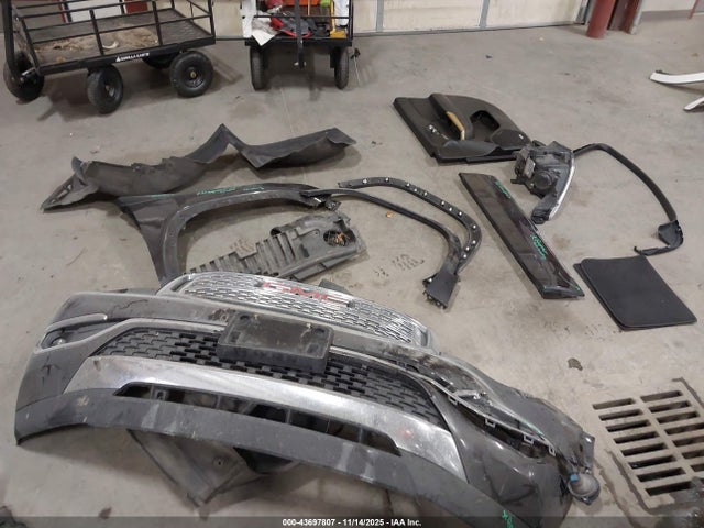 1GKKNXLS3JZ156096 GMC Acadia Denali