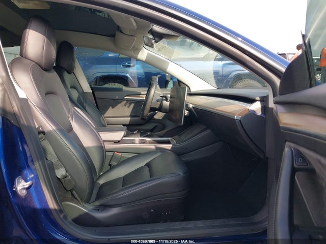 2022 TESLA MODEL 3 5YJ3E1EB7NF134057 Photo 4