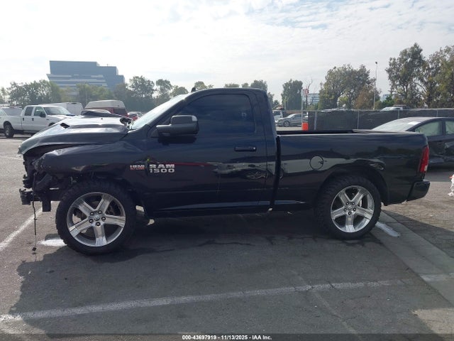 Продажа на аукционе авто 2017 Ram 1500 Sport  4x2 6'4 Box, vin: 3C6JR6CT8HG617406, номер лота: 43697919