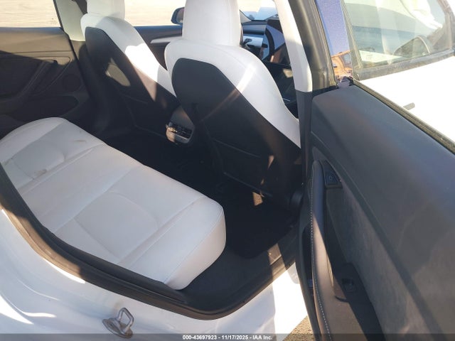 2023 TESLA MODEL 3 5YJ3E1EAXPF551344 Photo 7