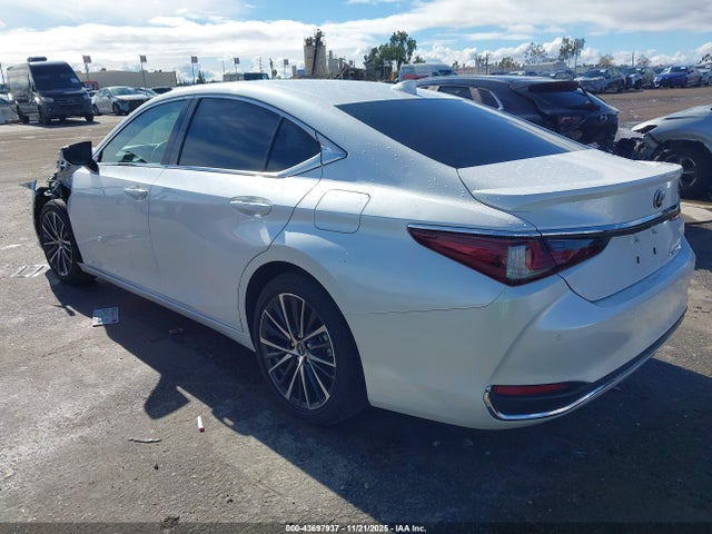 2025 LEXUS ES 300H 58ADA1C15SU072093 Photo 2