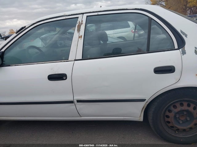 1998 Toyota Corolla Ce მანქანა იყიდება აუქციონზე, vin: 1NXBR12E9WZ097211, აუქციონის ნომერი: 43697949