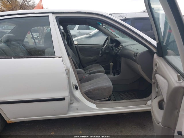 1998 Toyota Corolla Ce მანქანა იყიდება აუქციონზე, vin: 1NXBR12E9WZ097211, აუქციონის ნომერი: 43697949