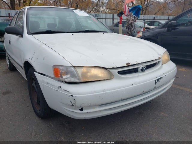 1998 Toyota Corolla Ce მანქანა იყიდება აუქციონზე, vin: 1NXBR12E9WZ097211, აუქციონის ნომერი: 43697949
