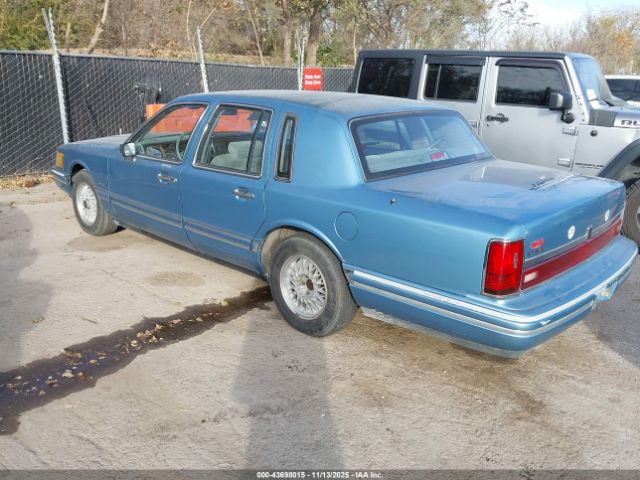 1993 LINCOLN TOWN CAR 1LNLM81W9PY764987 Photo 2