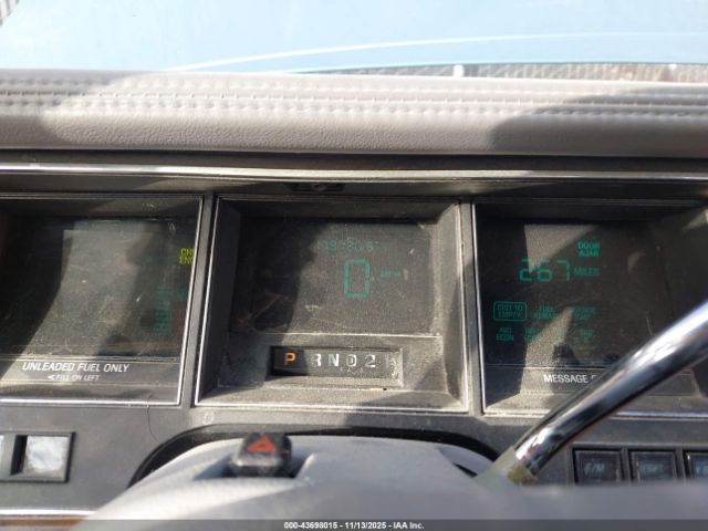 1993 LINCOLN TOWN CAR 1LNLM81W9PY764987 Photo 6