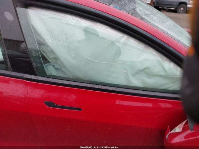 2022 TESLA MODEL 3 5YJ3E1EB4NF116907 Photo 4