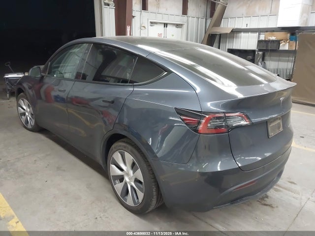 2022 TESLA MODEL Y 7SAYGAEE2NF558310 Photo 2