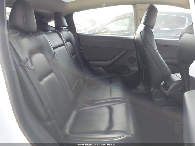 2022 TESLA MODEL Y 7SAYGAEE8NF313575 Photo 7