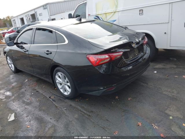 2021 CHEVROLET MALIBU 1G1ZD5ST6MF040417 Photo 2