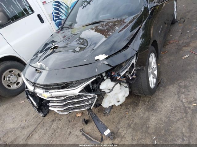 2021 CHEVROLET MALIBU 1G1ZD5ST6MF040417 Photo 5