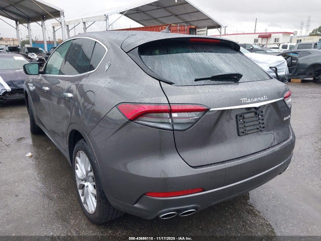 ZN661XUA5NX389220 Maserati Levante Gt
