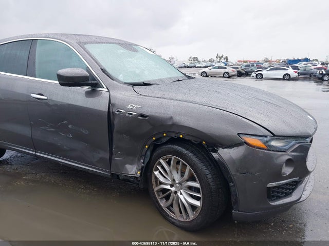 ZN661XUA5NX389220 Maserati Levante Gt