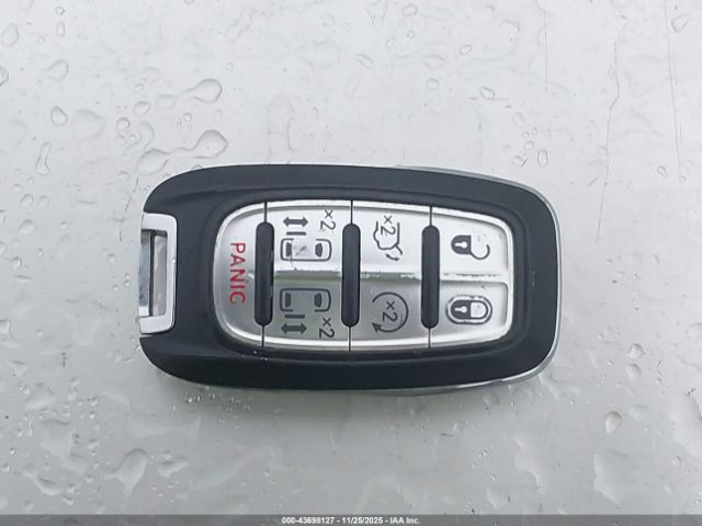 2018 CHRYSLER PACIFICA 2C4RC1EG1JR268766 Photo 10