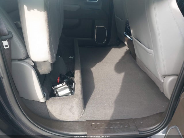 1GTUUDET8NZ570928 GMC Sierra 1500 Slt