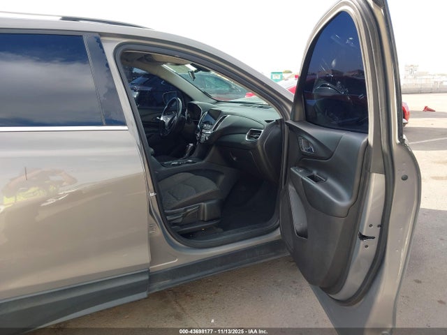 3GNAXLEX1KS546820 Chevrolet EQUINOX LT