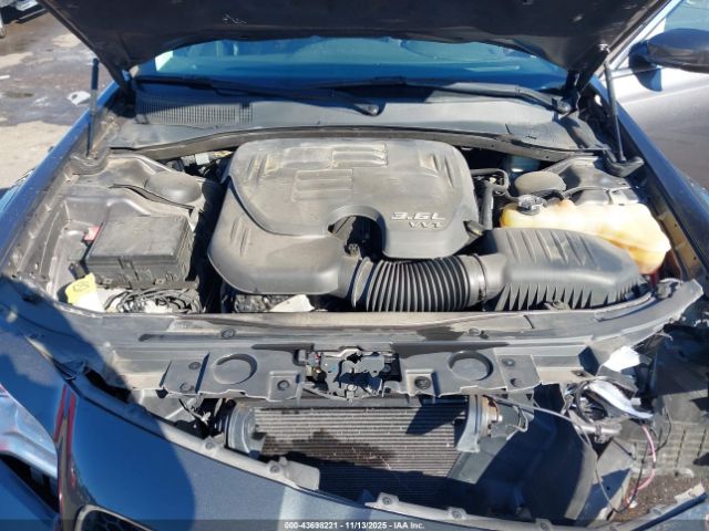 2015 CHRYSLER 300 2C3CCAAG1FH898994 Photo 9