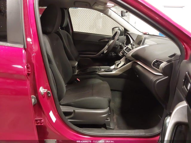 2020 MITSUBISHI ECLIPSE CROSS JA4AT4AA1LZ027700 Photo 4