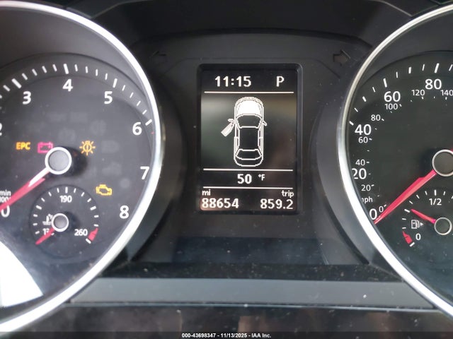43698347 :رقم المزاد ، 3VWL17AJ3GM222837 vin ، 2016 Volkswagen Jetta 1.8t Sel مزاد بيع