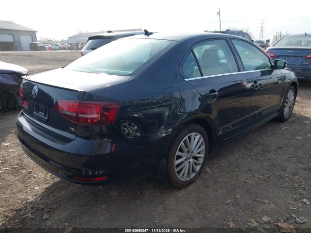 43698347 :رقم المزاد ، 3VWL17AJ3GM222837 vin ، 2016 Volkswagen Jetta 1.8t Sel مزاد بيع
