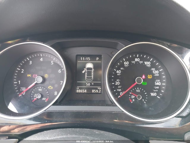 43698347 :رقم المزاد ، 3VWL17AJ3GM222837 vin ، 2016 Volkswagen Jetta 1.8t Sel مزاد بيع