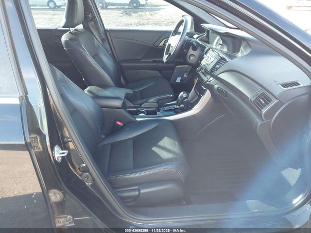 1HGCR2F58GA025574 Honda Accord Sport
