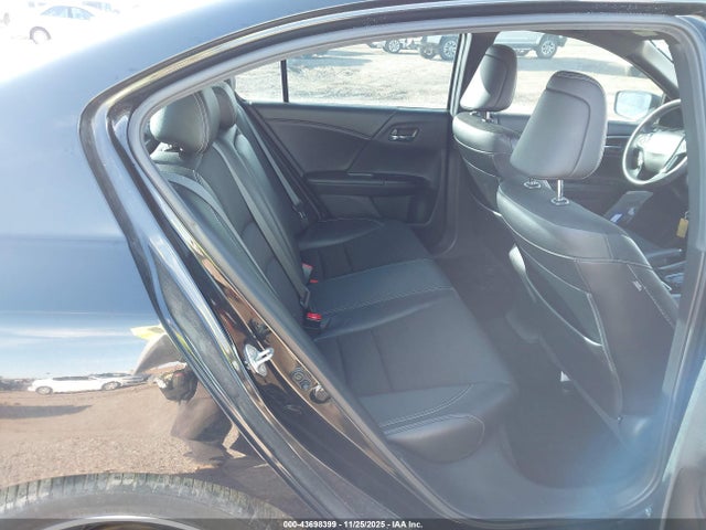 1HGCR2F58GA025574 Honda Accord Sport
