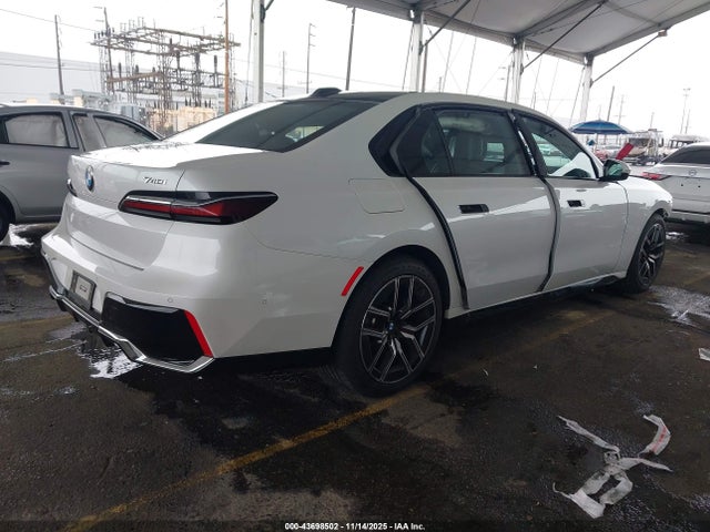 2023 BMW 740 WBA23EH01PCL47313 Photo 3